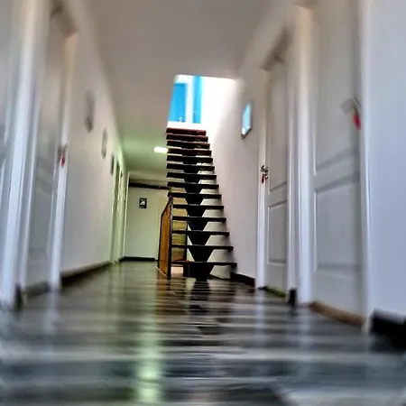 No Name ヴァマ・ヴェケ